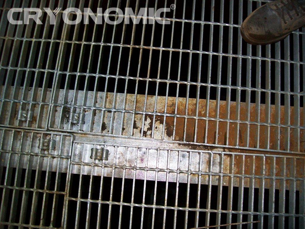 Removing rust from chemical equipment