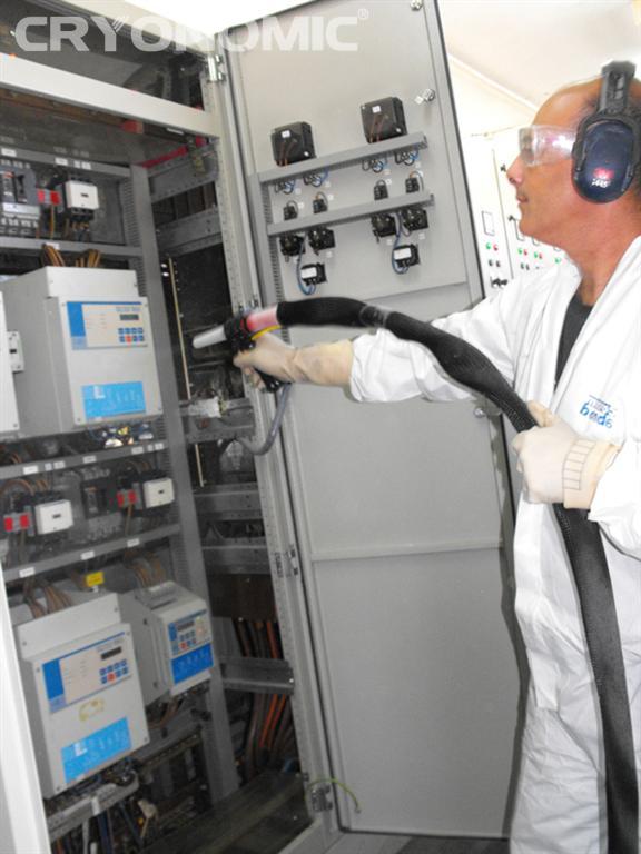 Electrical components cleaning