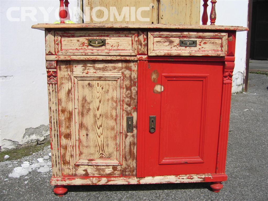 Paint stripping wooden constructions & furniture